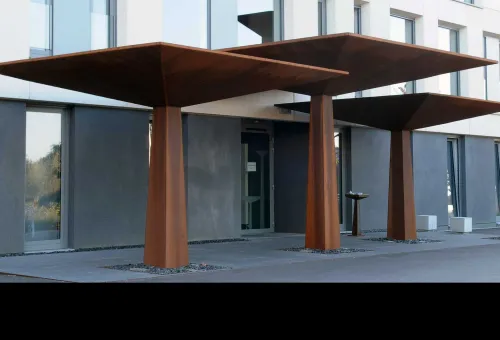 Modern gebouw gerealiseerd door Bouwbedrijf Willems